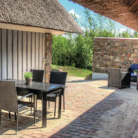 Σπίτι διακοπών Four-bedroom With A Fireplace In Romo Romo