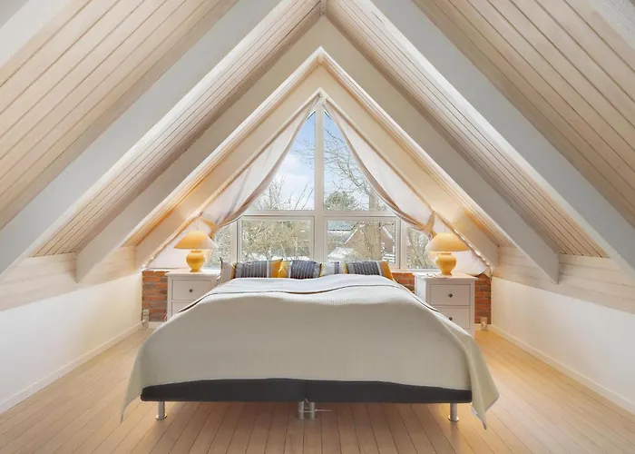 Holiday home Four-bedroom With A Fireplace In Romo