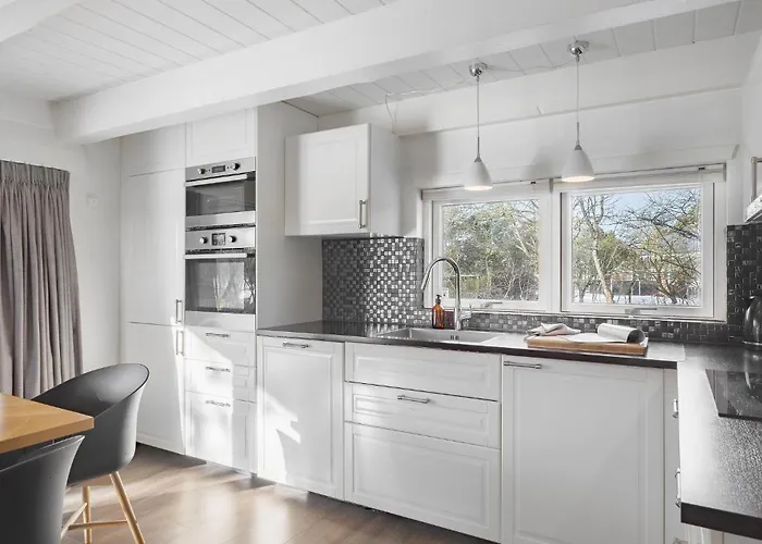 Four-bedroom With A Fireplace In Holiday home Romo